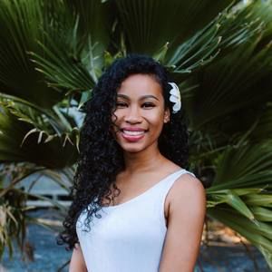 Meet your Posher, Ceci